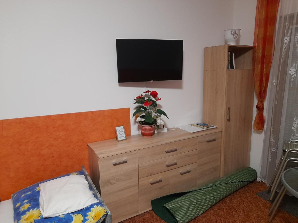 Holiday Apartmanház Zalakaros Exterior foto