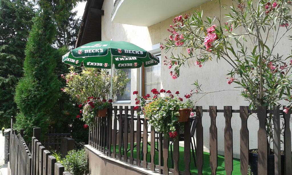 Holiday Apartmanház Zalakaros Exterior foto